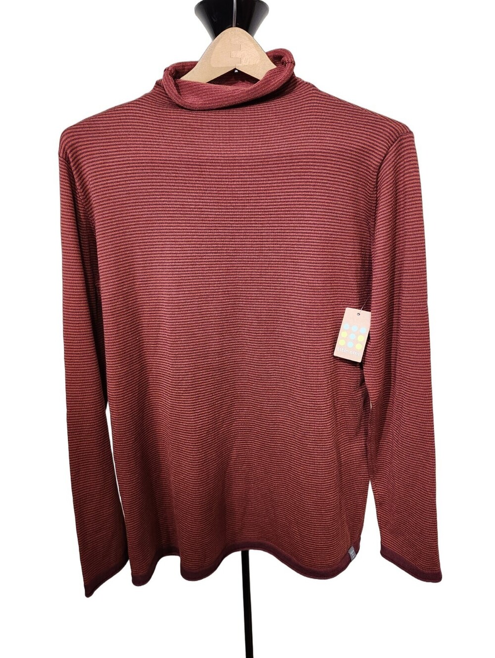 Title Nine Women's XL Rust Burgundy Micro Stripe Turtleneck 278